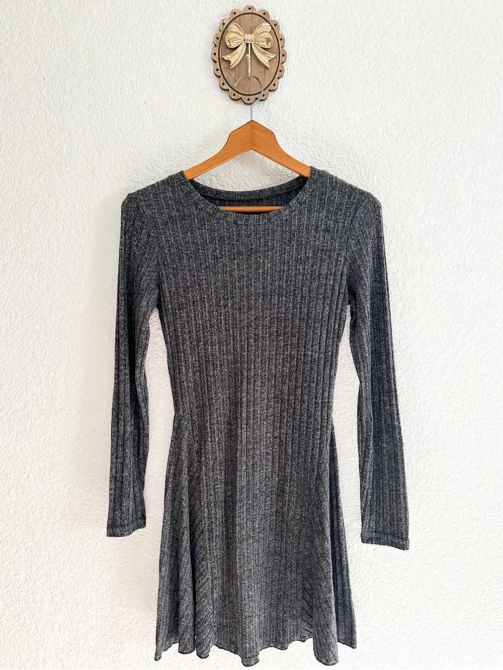 Women's Long Sleeve Ribbed Knit Dress - Gray